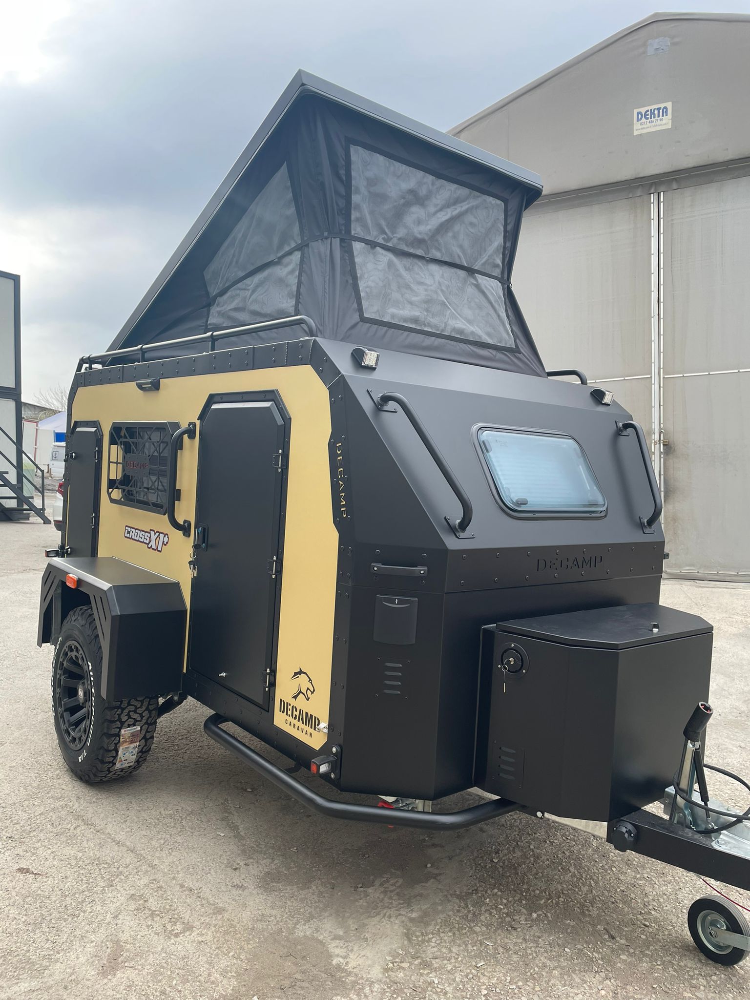 Offroad Wohnwagen Dux Camper Decamp Cross X1 Plus